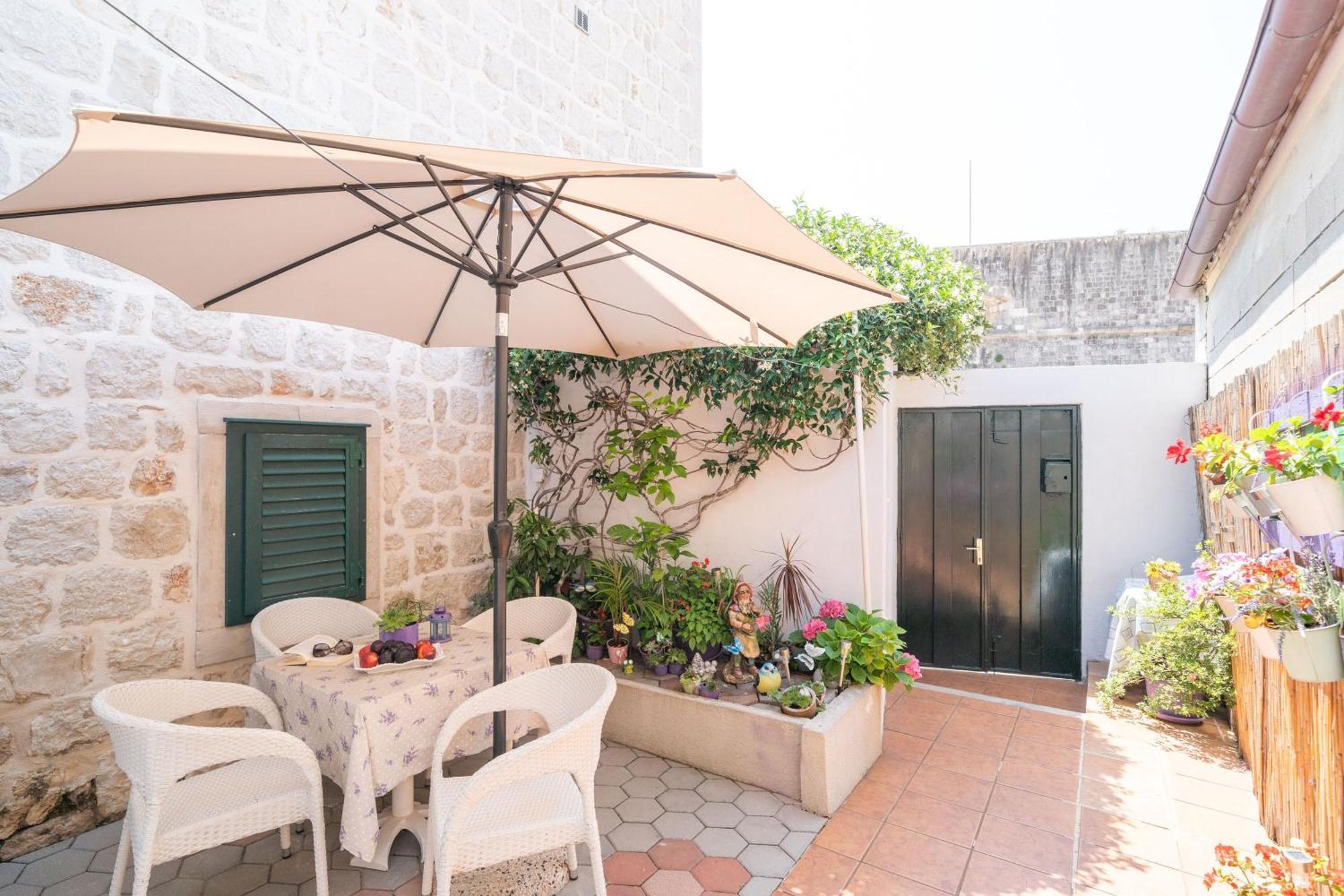 Apartment Santa Dubrovnik Bagian luar foto